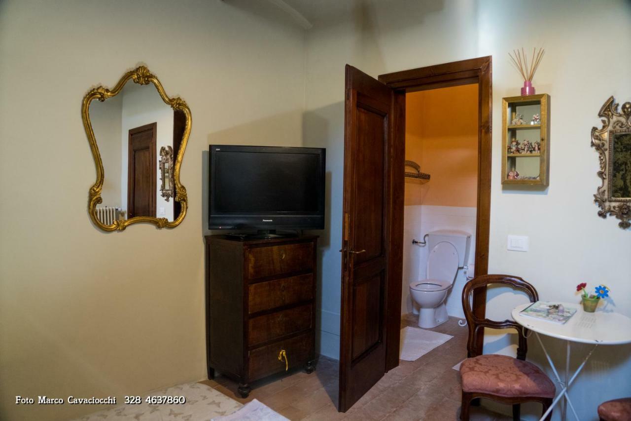 Il Bosso Di Toscana Badia Agnano Bagian luar foto